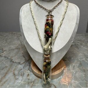 Bohemian Glass Pendant Necklace with Dried Flowers